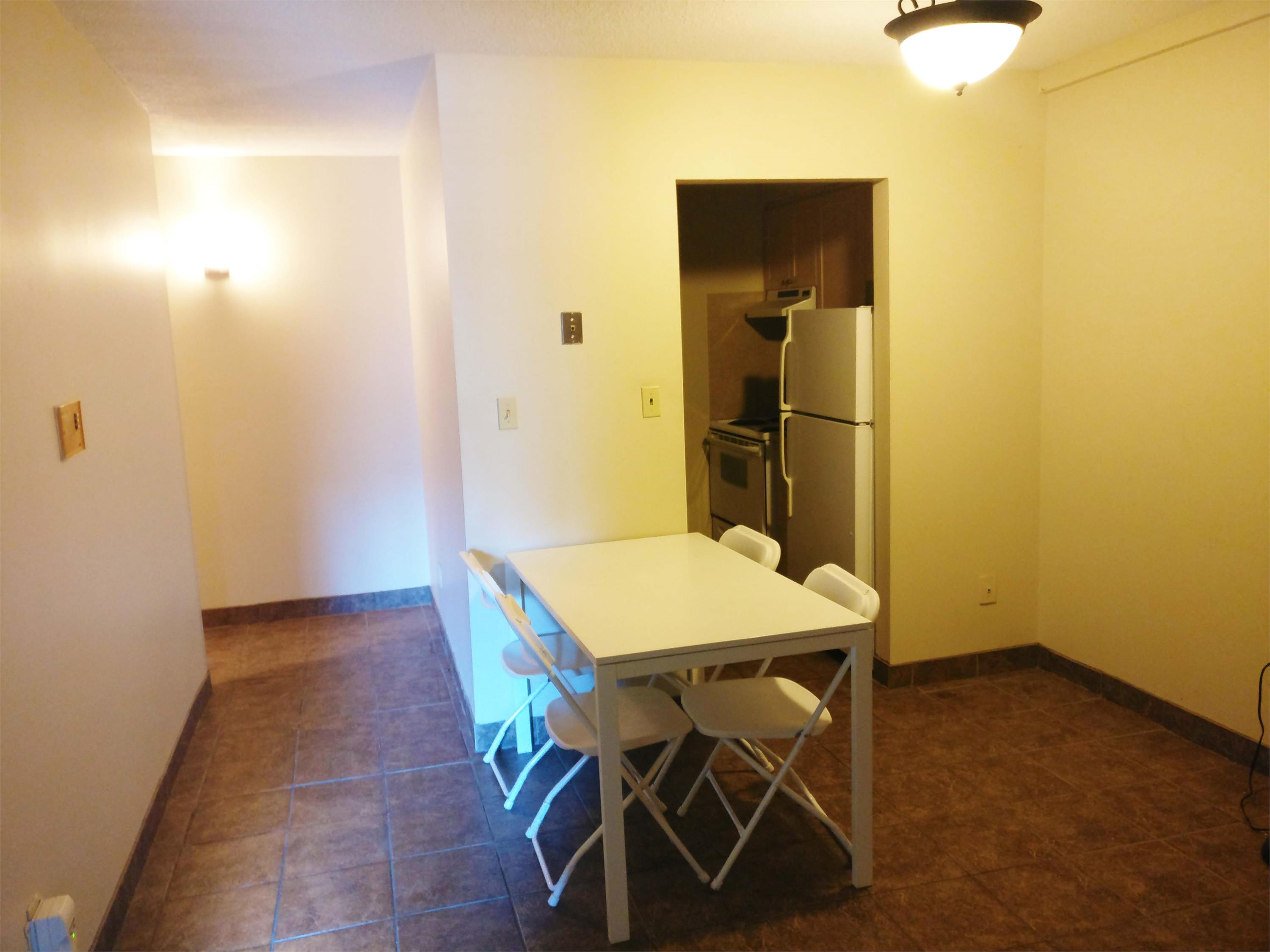 1700 University Avenue West - 103