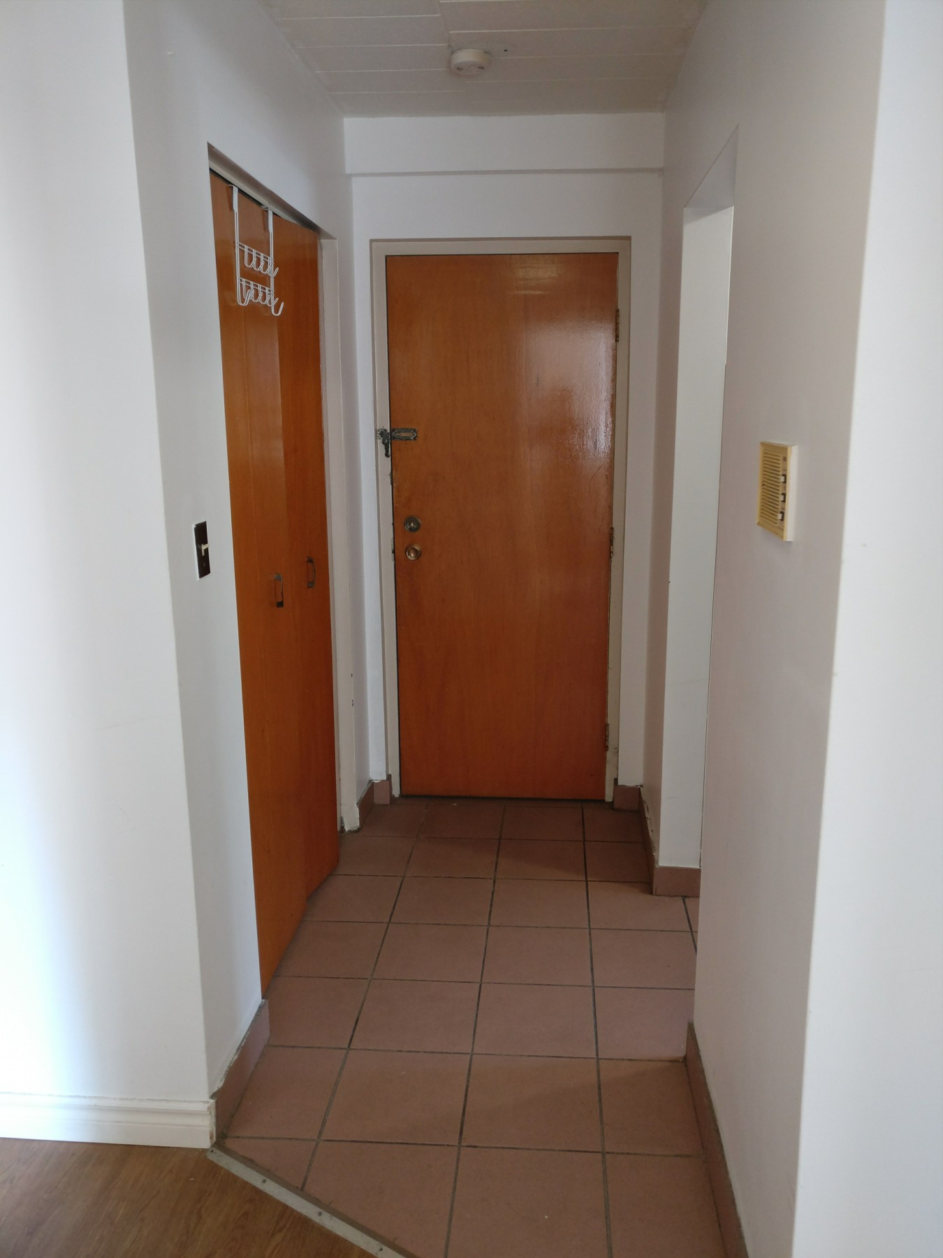 3044 Sandwich Street - 302